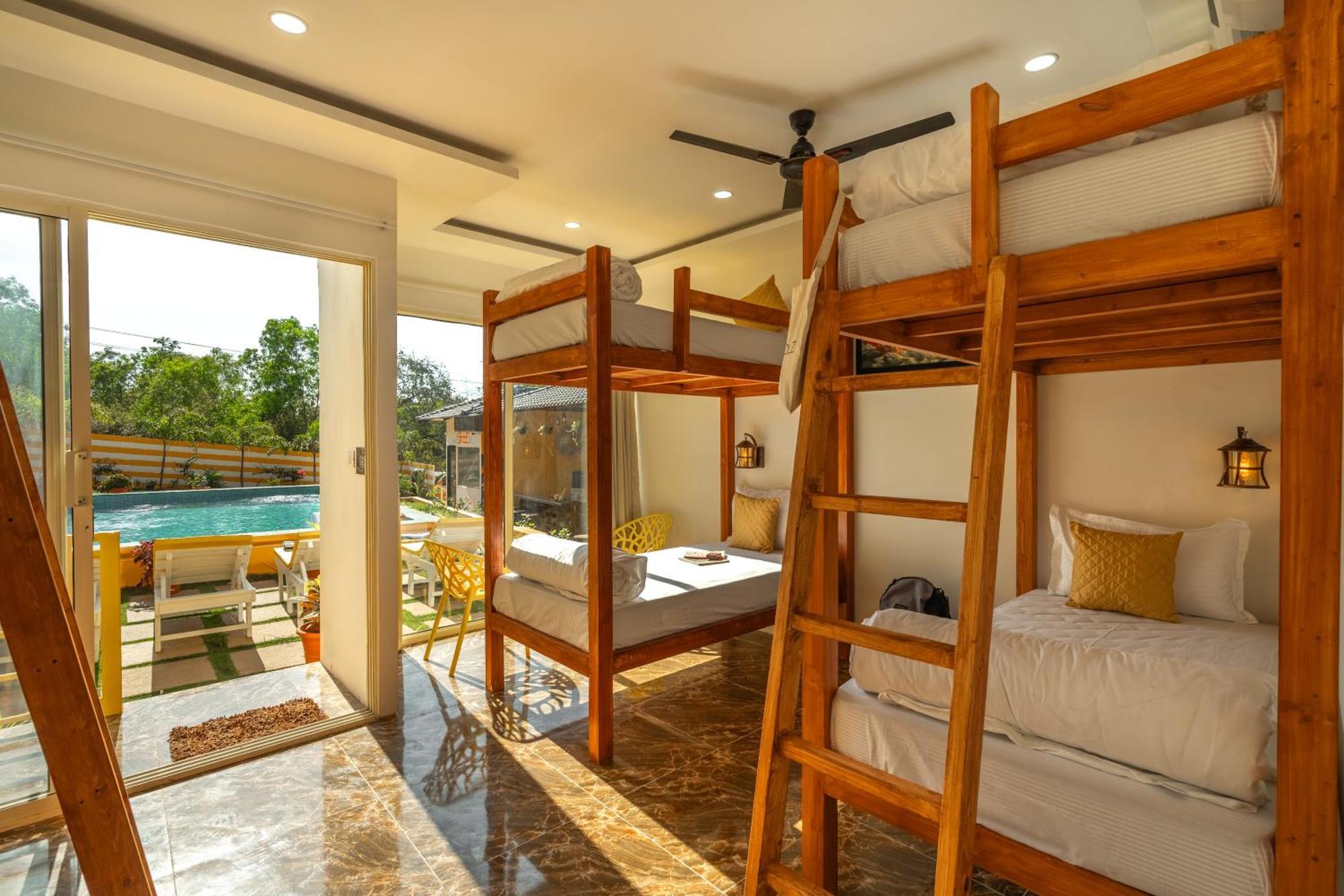 The Social Stays Goa, Morjim Formerly Artbuzz Екстериор снимка