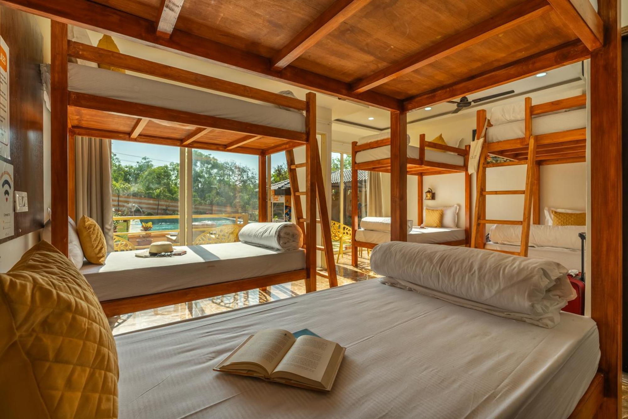 The Social Stays Goa, Morjim Formerly Artbuzz Екстериор снимка