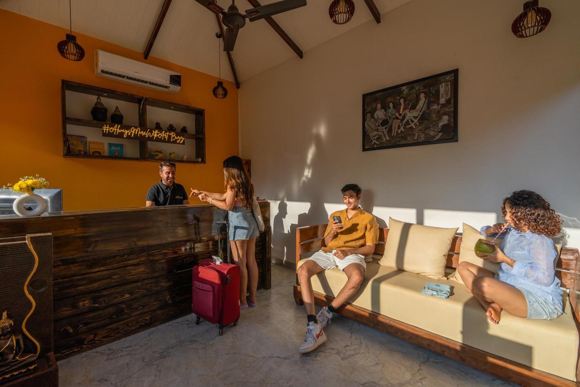 The Social Stays Goa, Morjim Formerly Artbuzz Екстериор снимка